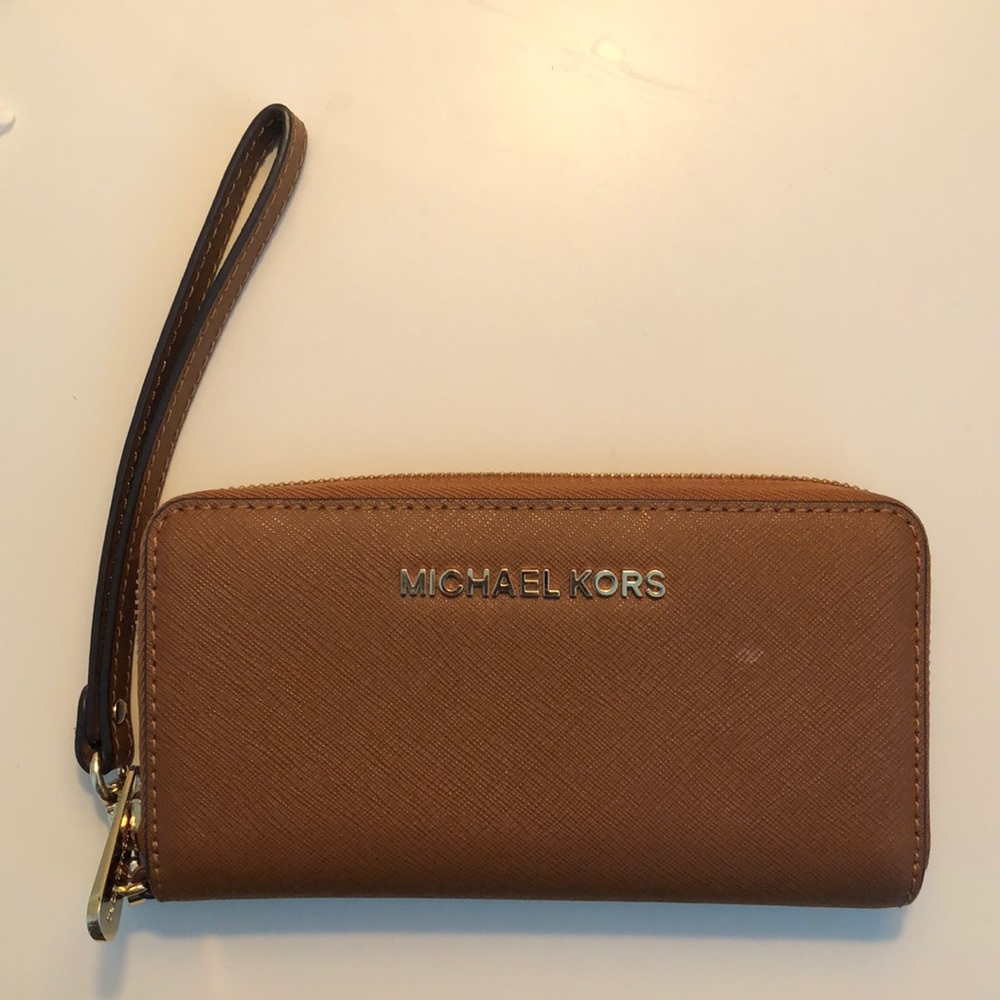 Michael Kors Leather Continental Wristlet Wallet